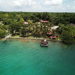 Coras Place Lagoon Front Apartamento